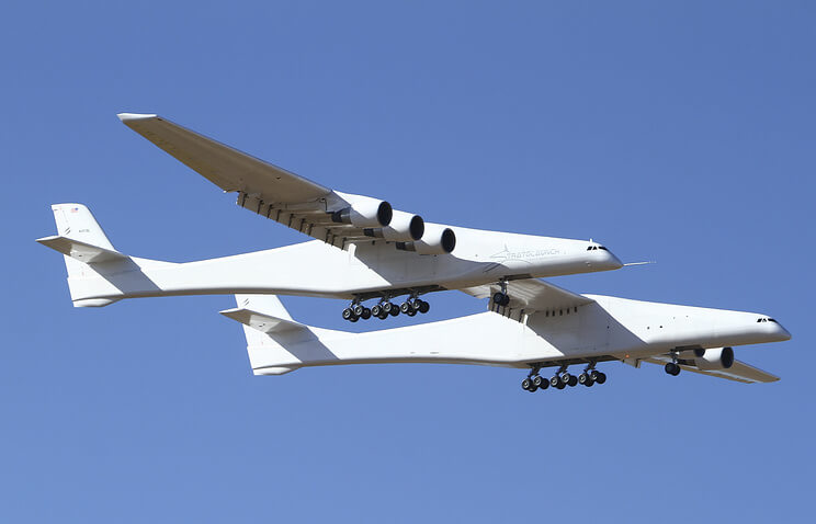 Stratolaunch: Η Ρωσία φοβάται πως οι Αμερικανοί θέλουν στρατιωτική υπεροχή στο διάστημα! [pics, vid]