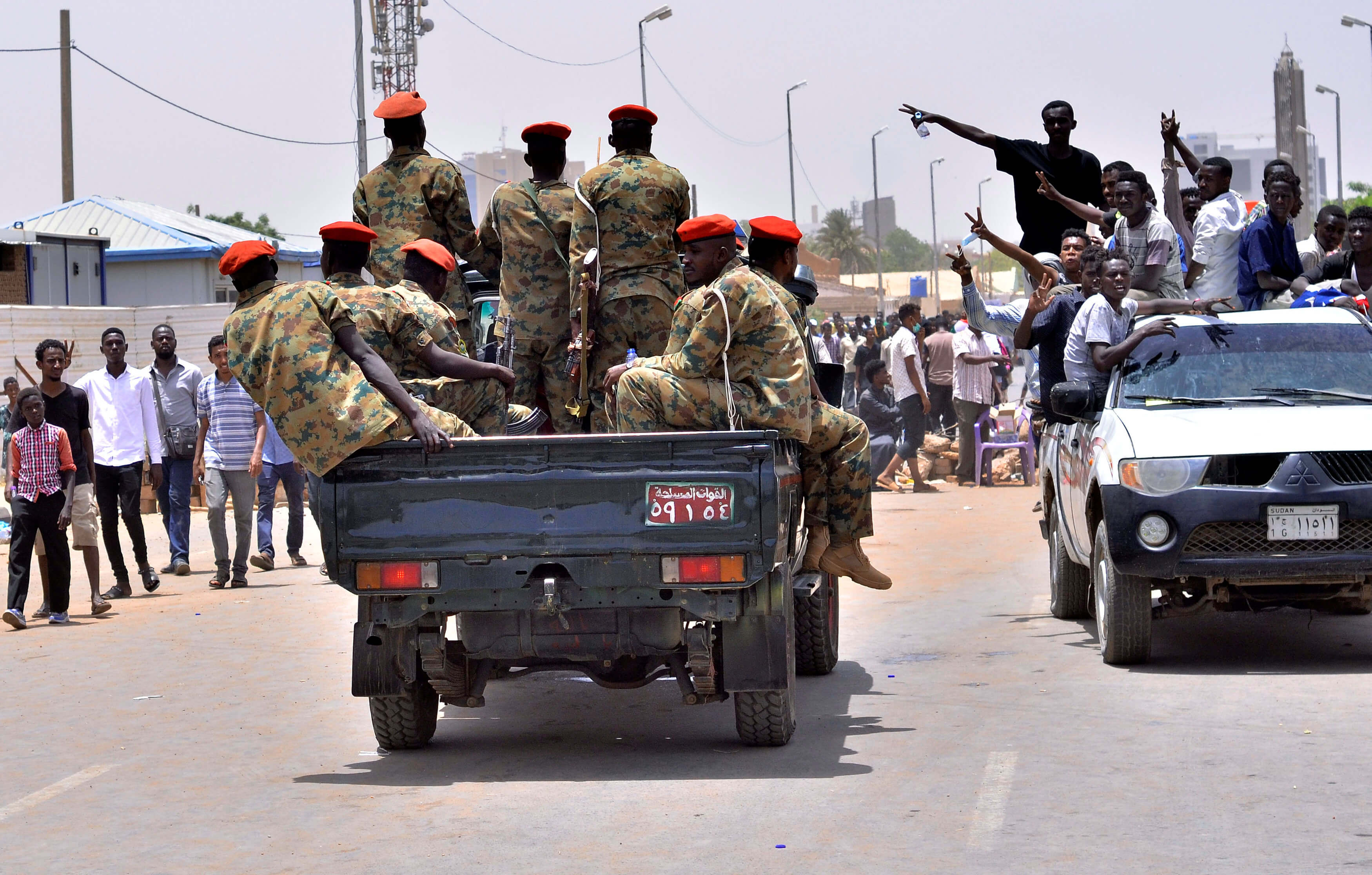 Αναλαμβάνει ο στρατός στο Σουδάν! Συνελήφθη ο πρόεδρος Μπασίρ