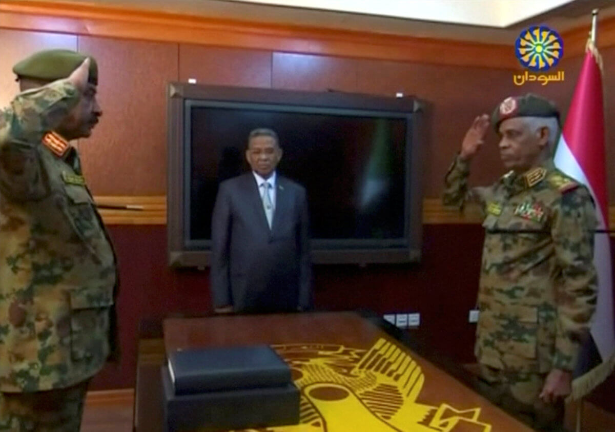 Σουδάν: Πραξικόπημα διάρκειας… δύο χρόνων υπόσχεται ο Στρατός