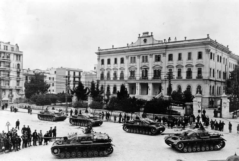 Η “μαύρη” 9η Απρίλη του 1941 – Η Θεσσαλονίκη παραδίδεται στους Ναζί εισβολείς [pics]