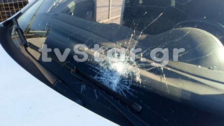 Θήβα: Ανέβηκαν σε γέφυρα και πετούσαν πέτρες τα αυτοκίνητα που περνούσαν! | Newsit.gr