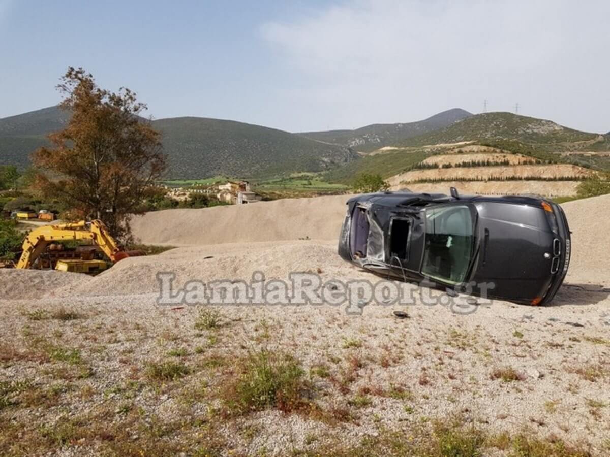 Λαμία: Το αυτοκίνητο έκανε τούμπες αλλά εκείνος… βγήκε χωρίς γρατζουνιά!