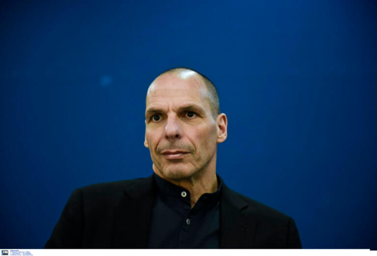 Βαρουφάκης: Κόλαφος! «Ο Τσίπρας μου είπε να πάρουμε τα 17 δισ. ευρώ της ΤτΕ»! video