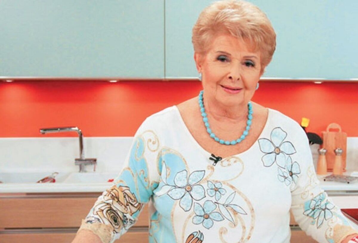 Βέφα Αλεξιάδου: Στα δικαστήρια για τη μαγειρίτσα!