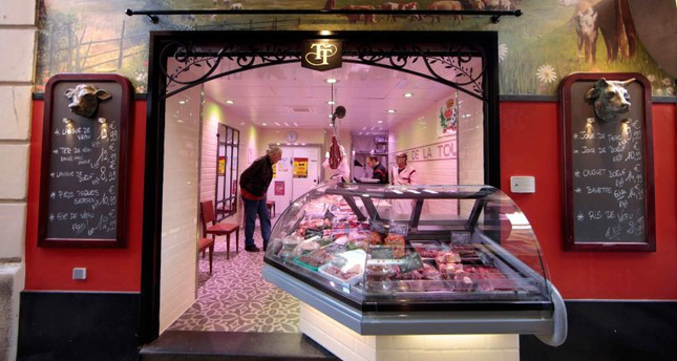 Γαλλία: Vegan ακτιβιστές επιτέθηκαν σε κρεοπωλεία κι εστιατόρια
