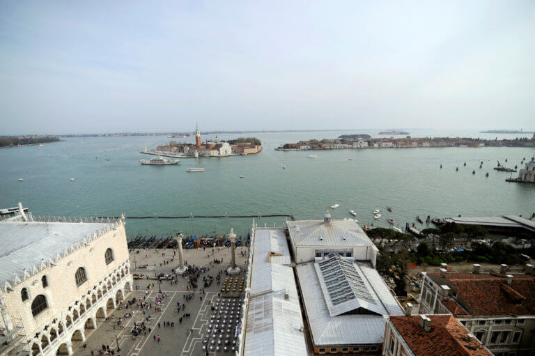 «Βουλιάζει» η Βενετία! Σε ιστορικό υψηλό η στάθμη των νερών