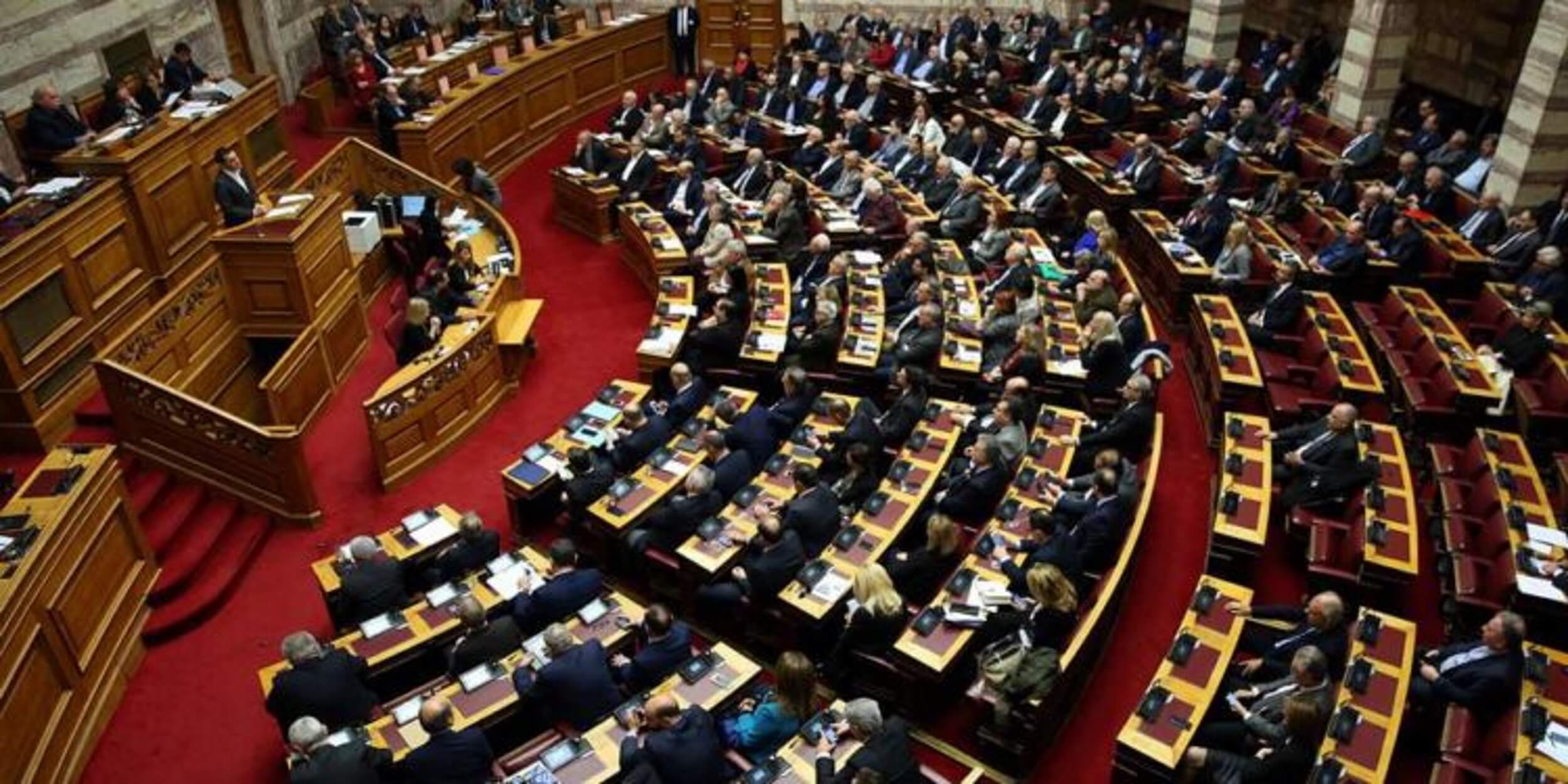 Τι είπε ο Αποστολάκης στη Βουλή για το νομοσχέδιο των Ενόπλων Δυνάμεων