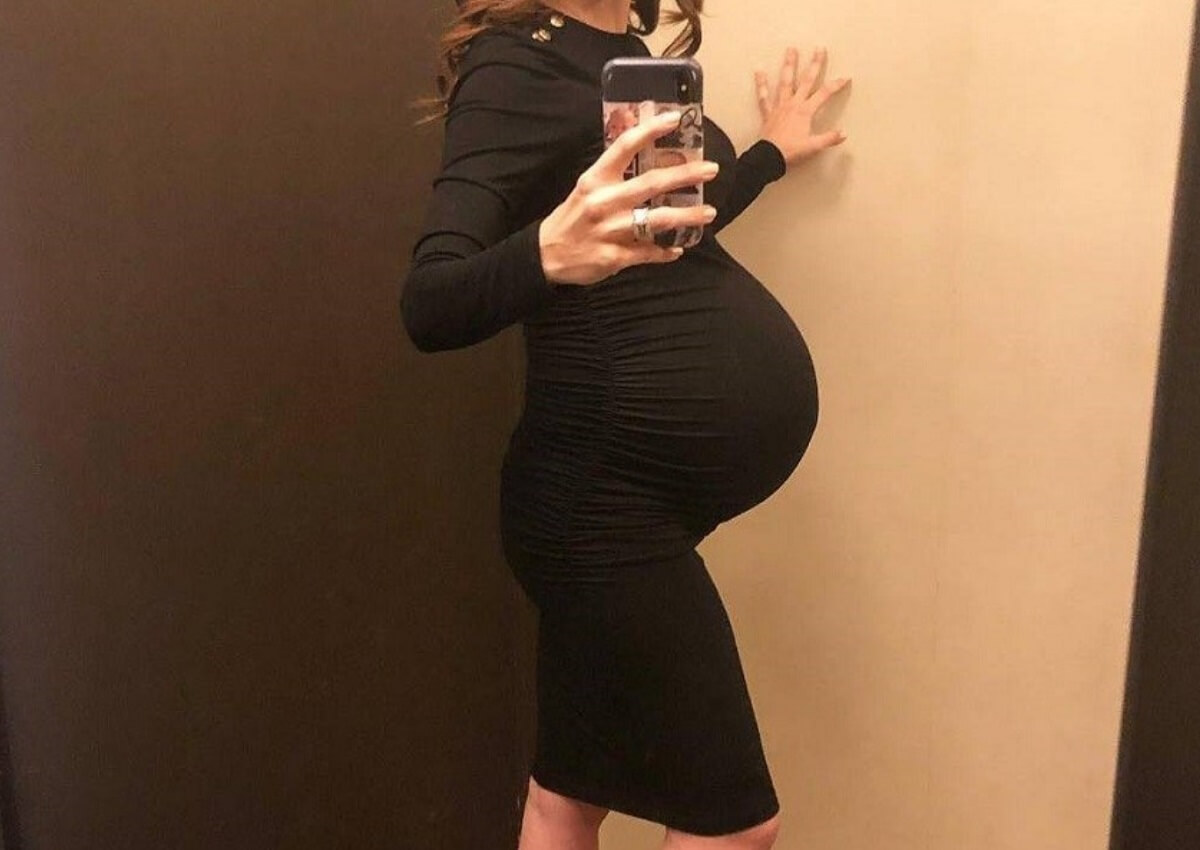 Η σύζυγος γνωστού ηθοποιού απέβαλε: «Δεν υπήρχε παλμός σήμερα στον υπέρηχο, οπότε όλα τέλειωσαν»