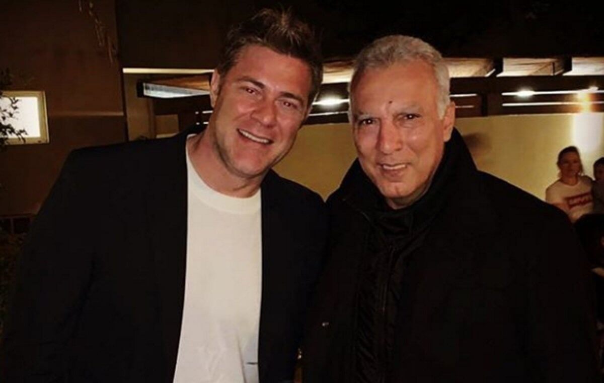 Μοναδική στιγμή! Νίκος Γκάλης και Χρήστος Χολίδης τραγουδούν μαζί! [vid]