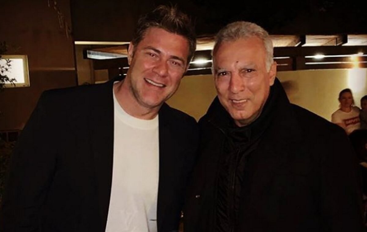 Μοναδική στιγμή! Νίκος Γκάλης και Χρήστος Χολίδης τραγουδούν μαζί! [vid]