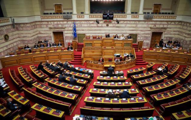 Ψηφίστηκε επί της αρχής το σχέδιο νόμου του ΥΠΕΘΑ εν μέσω αντιπαραθέσεων