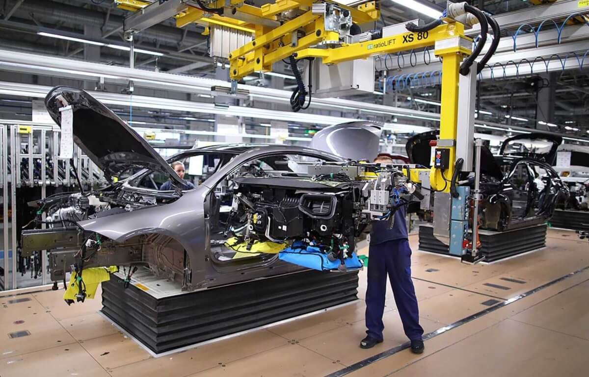 Αυτοκινητοβιομηχανία: Χάθηκαν 38.000 θέσεις εργασίας σε έξι μήνες
