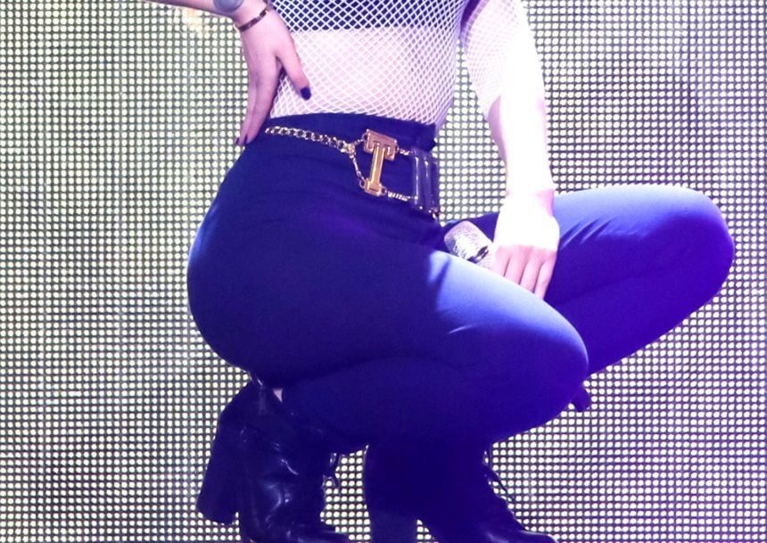 Πασίγνωστη τραγουδίστρια διέγραψε Instagram και Twitter επειδή διέρρευσαν γυμνές φωτογραφίες της!