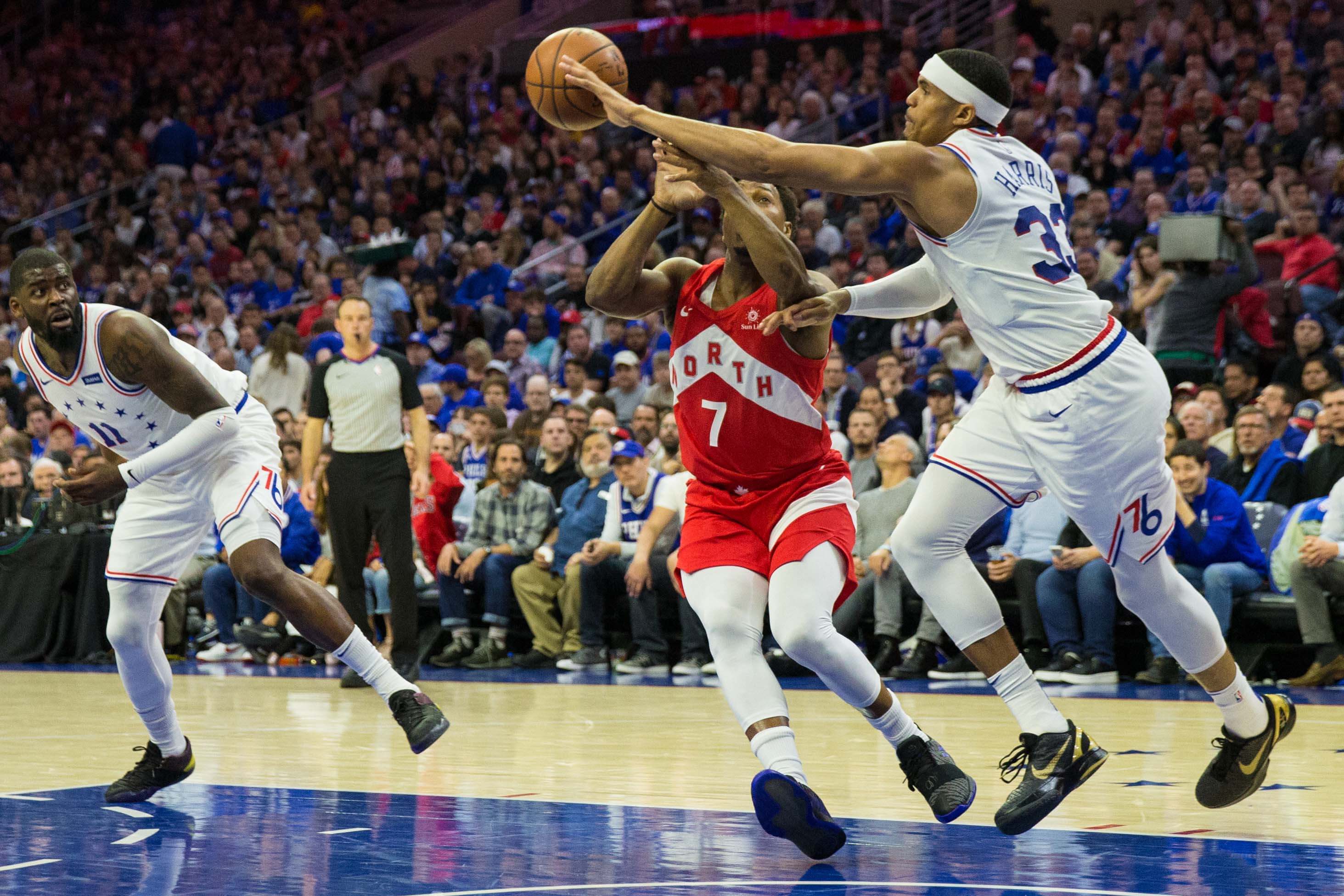 Απίθανη φάση στο NBA! Χτύπησε τον εαυτό του και φώναζε για φάουλ – video