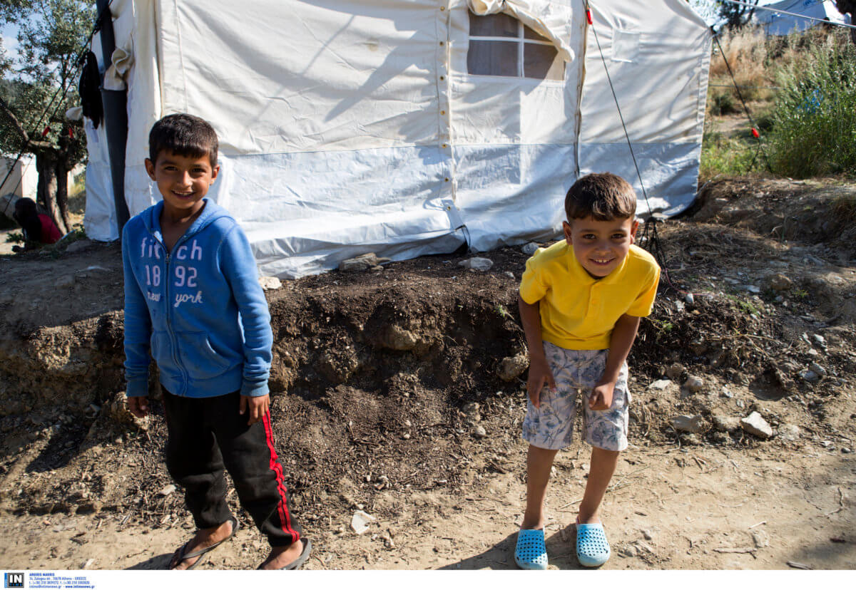 Έρευνα: Διχασμένοι οι Έλληνες για το προσφυγικό – Συμπόνια αλλά και ισλαμοφοβία