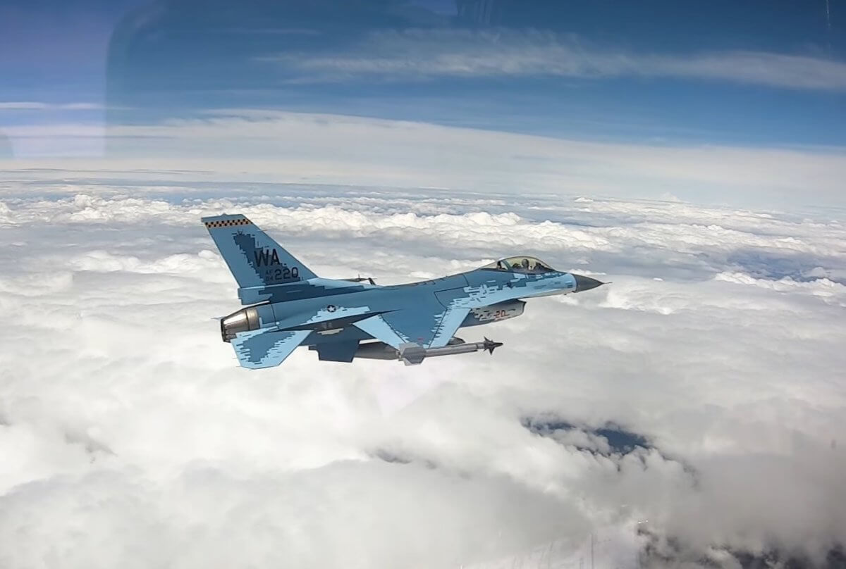 “Έσκισαν” τους αιθέρες των ΗΠΑ για πρώτη φορά τα “ρωσικά” μαχητικά αεροσκάφη F-16C Aggressor! [vid]
