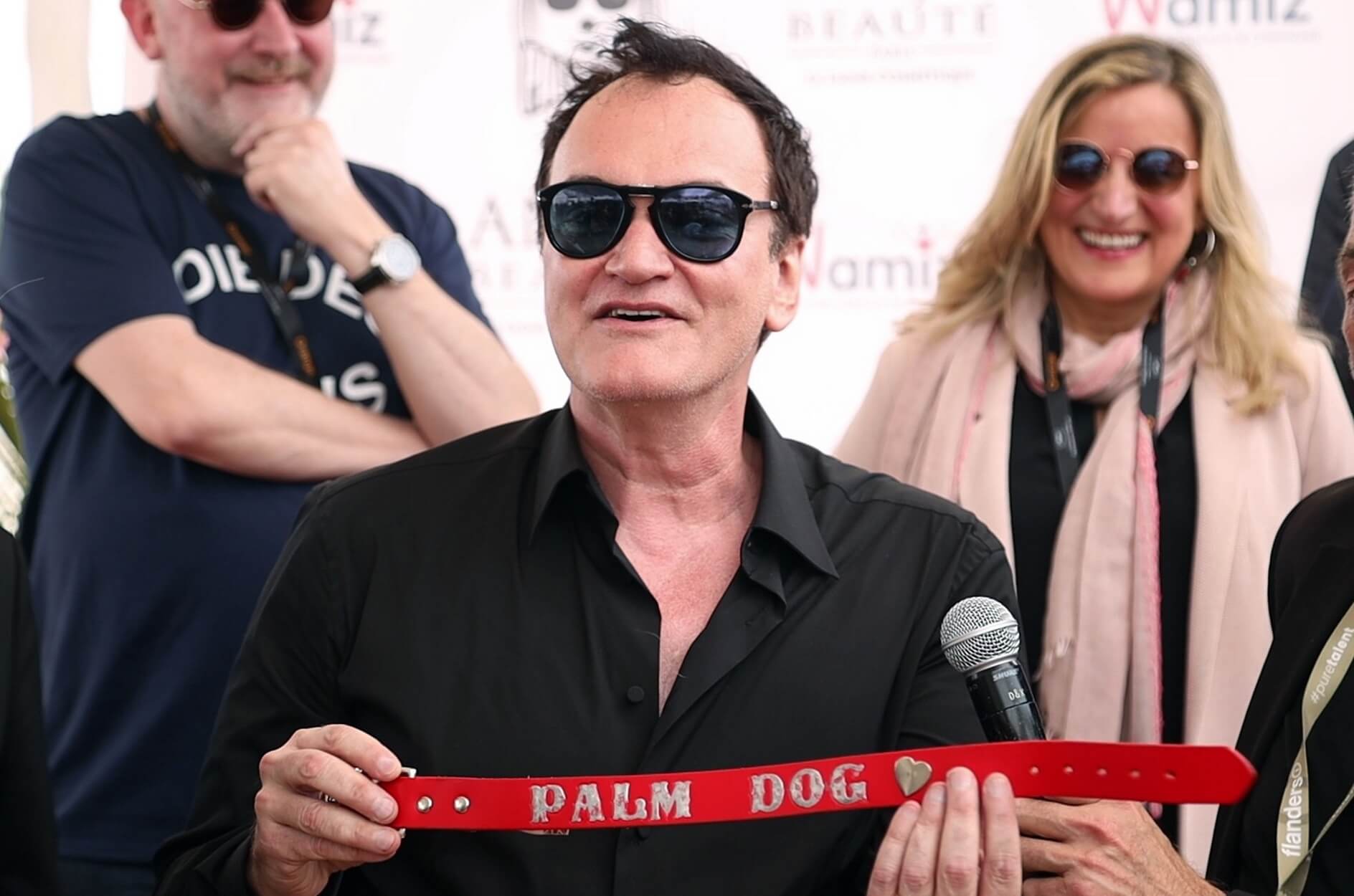 Κάννες: Βράβευσαν με το Palm Dog τη σκυλίτσα στην ταινία του Ταραντίνο! Video