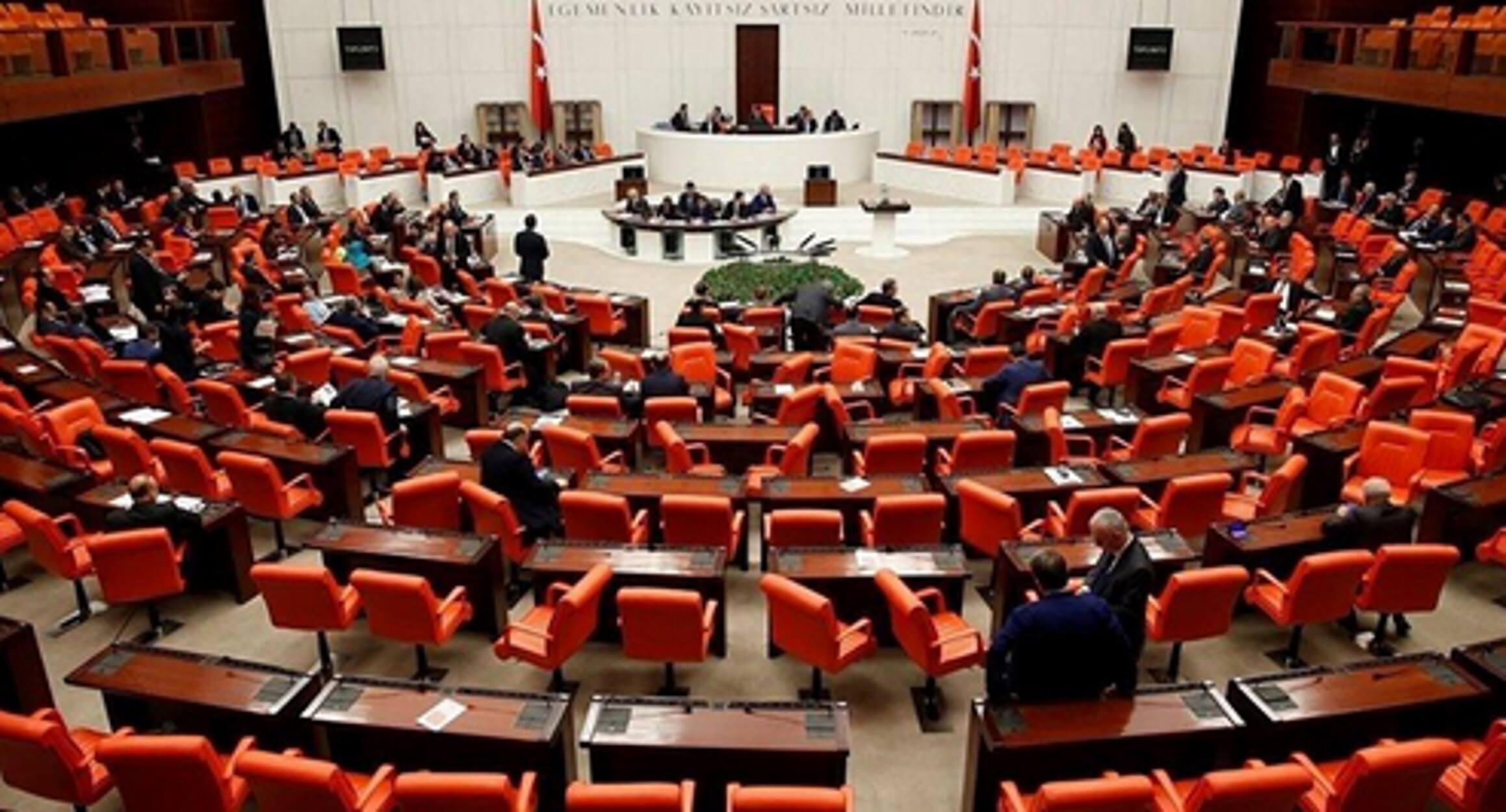 Τουρκία: Απόπειρα εισβολής ενόπλων στο κοινοβούλιο – “Τρομοκρατικό πυρήνα” βλέπουν οι αρχές!