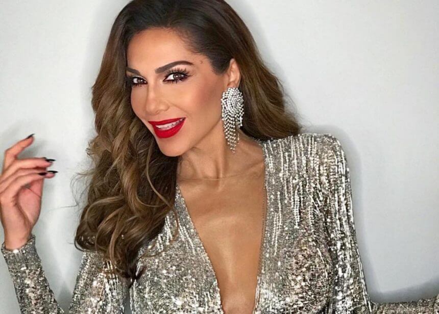 Πιο σέξι από ποτέ η Δέσποινα Βανδή με κοστούμι-υπερπαραγωγή της παράστασης που θα πρωταγωνιστήσει!