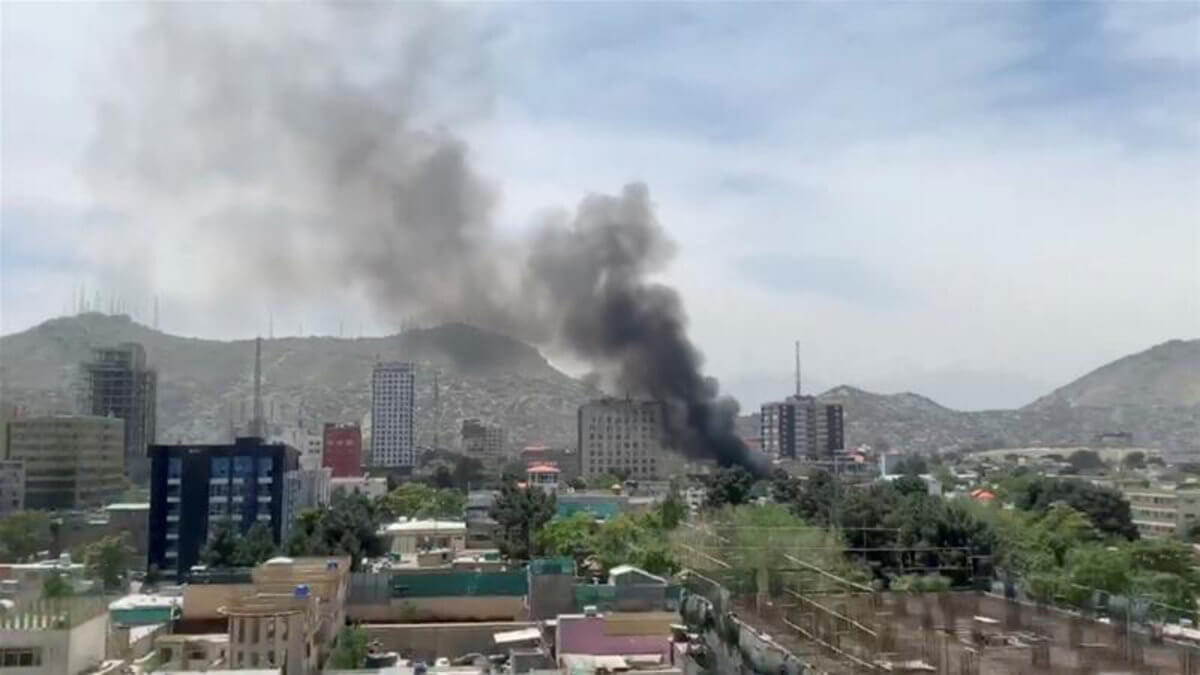 Αφγανιστάν: Τρεις νεκροί από βόμβα σε τέμενος στην Καμπούλ