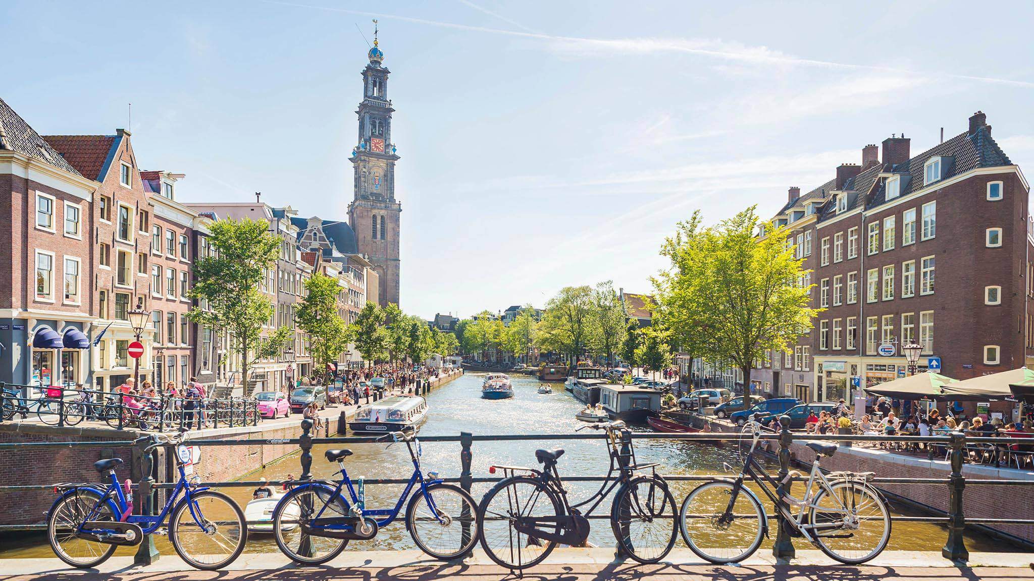 Τέλος τα θερμικά αυτοκίνητα στο Άμστερνταμ από το 2030