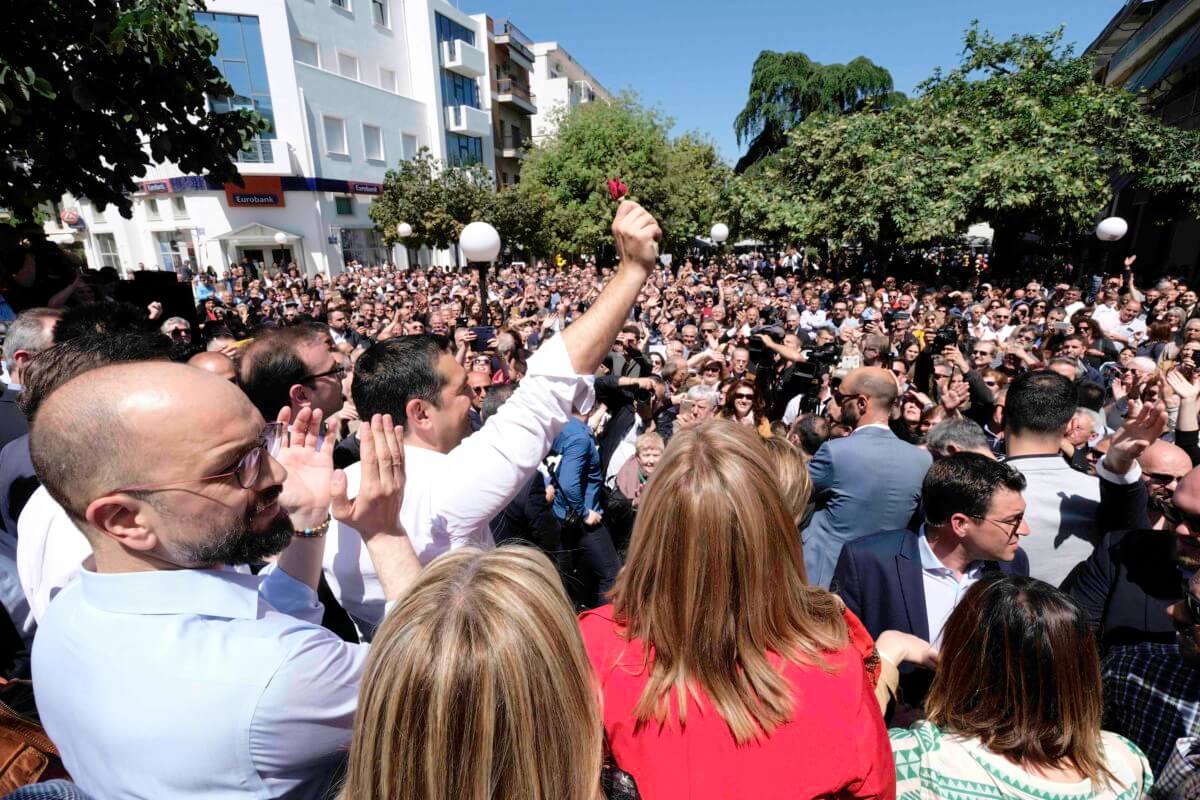 Τσίπρας από Άρτα: «Συγκινητική υποδοχή – Αυτή είναι πραγματική δημοσκόπηση!» [pics]