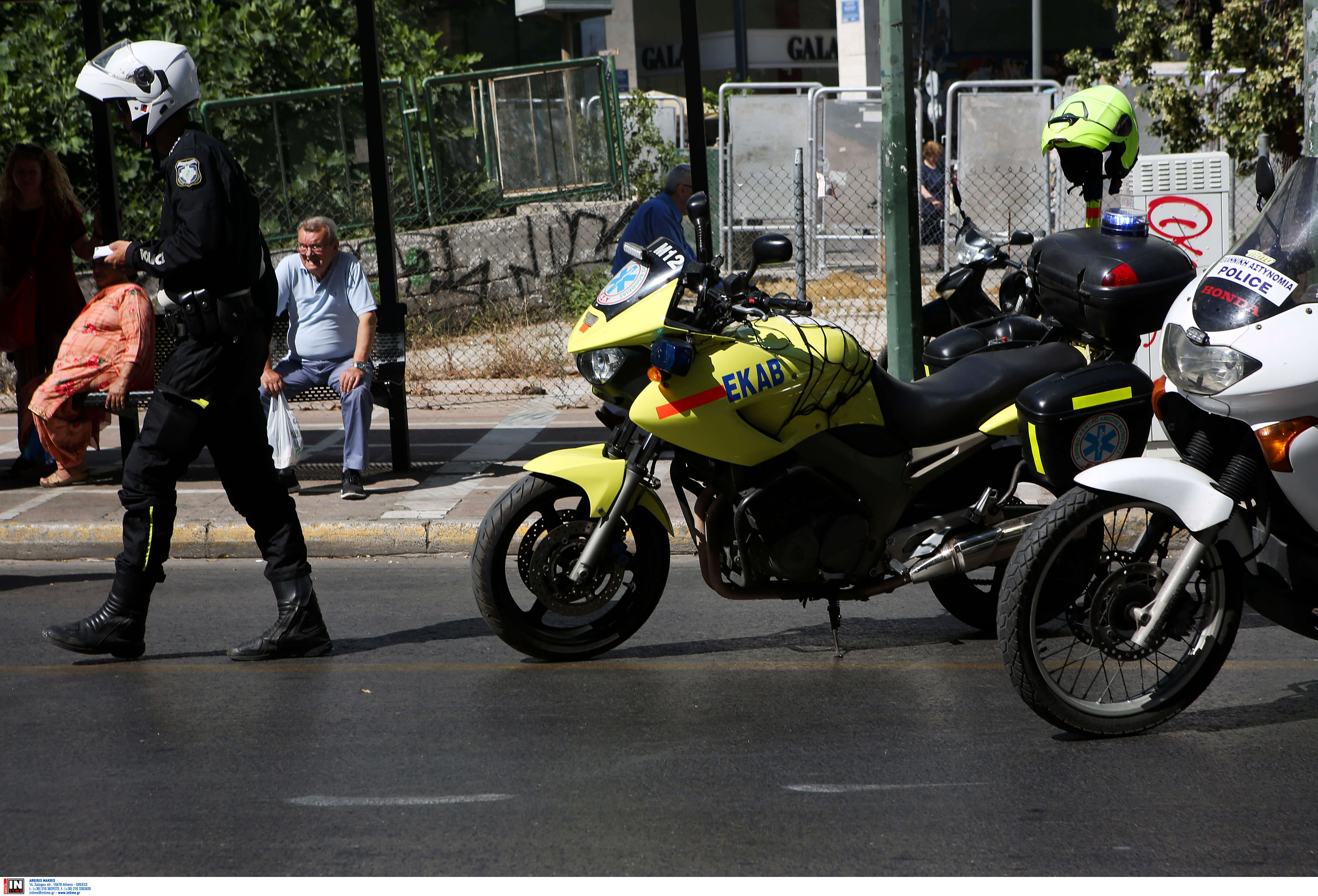 Τροχαίο με τρεις τραυματίες στην Βάρκιζα στο ύψος του Ribas