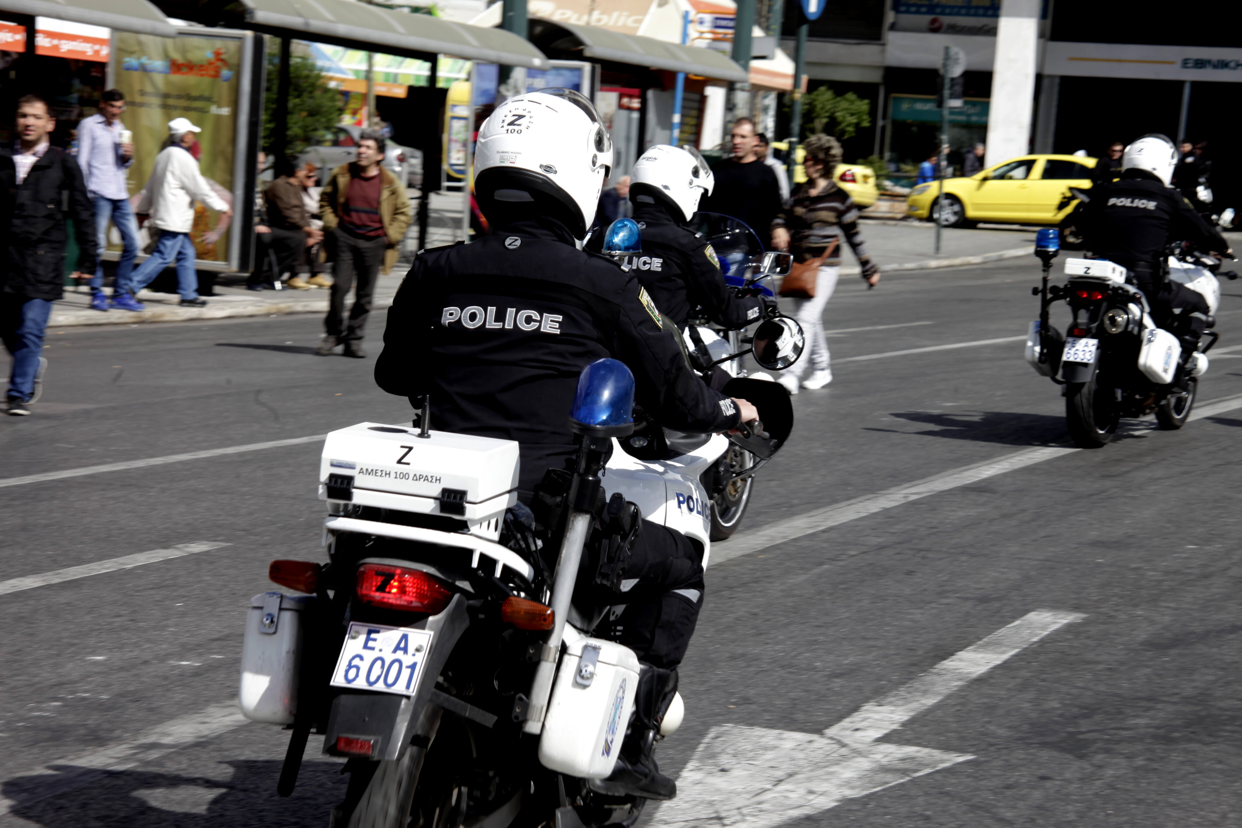 Τρόμος σε κατάστημα ΕΛΤΑ στην Καισαριανή: Ληστές απείλησαν υπαλλήλους