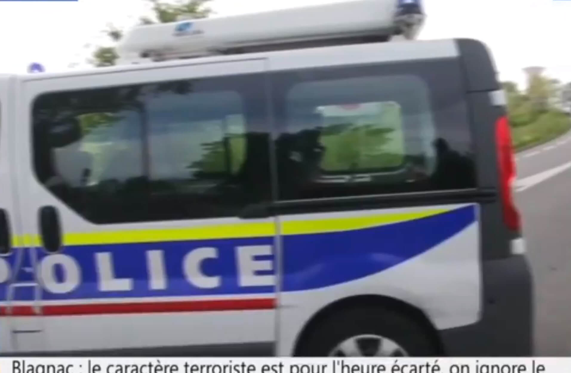 Γαλλία: Ένοπλος κρατά ομήρους σε κατάστημα στην Μπλανιάκ – video