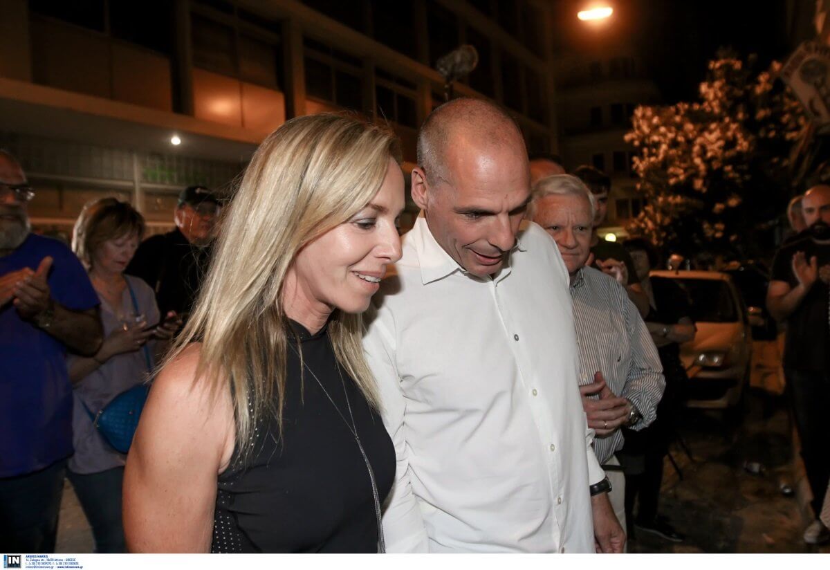 Γιάνης Βαρουφάκης: Η στήριξη της Δανάης Στράτου στις Ευρωεκλογές! [pics]
