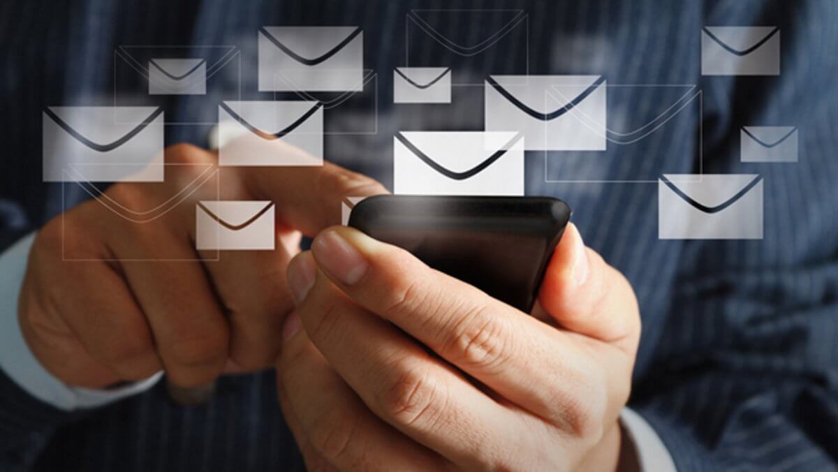 Προσοχή! Τι να κάνετε αν λάβετε email από “γνωστή εταιρεία” courier – Οδηγίες από την ΕΛΑΣ