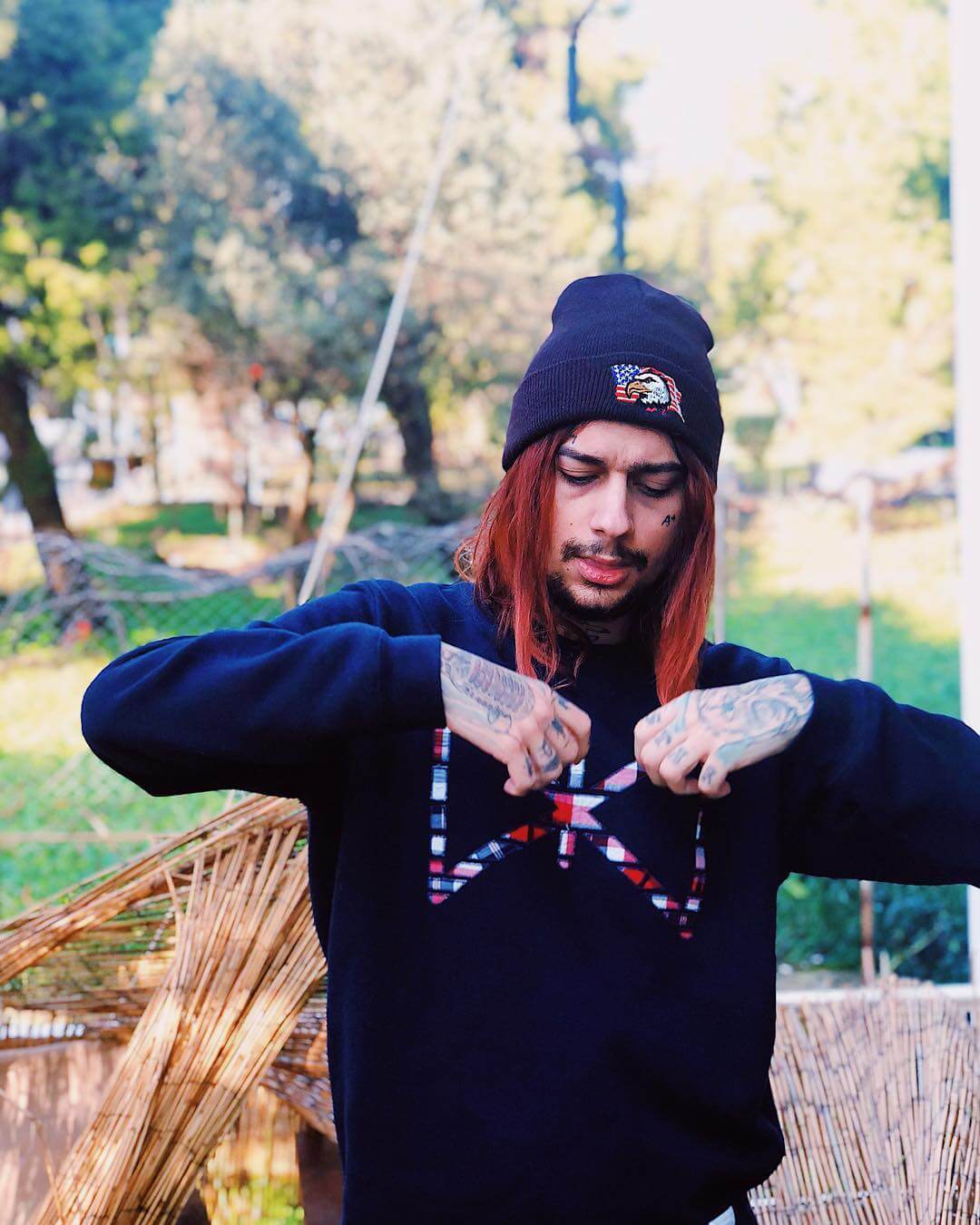 Sin Boy: Ποιος είναι ο 25χρονος ράπερ που κάνει χαμό με το «mama»; [pics,vid]