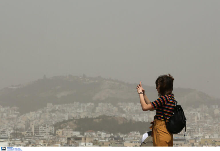 Καιρός σήμερα: Σκηνικό Σαχάρας με σκόνη, συννεφιά και αυξημένη θερμοκρασία
