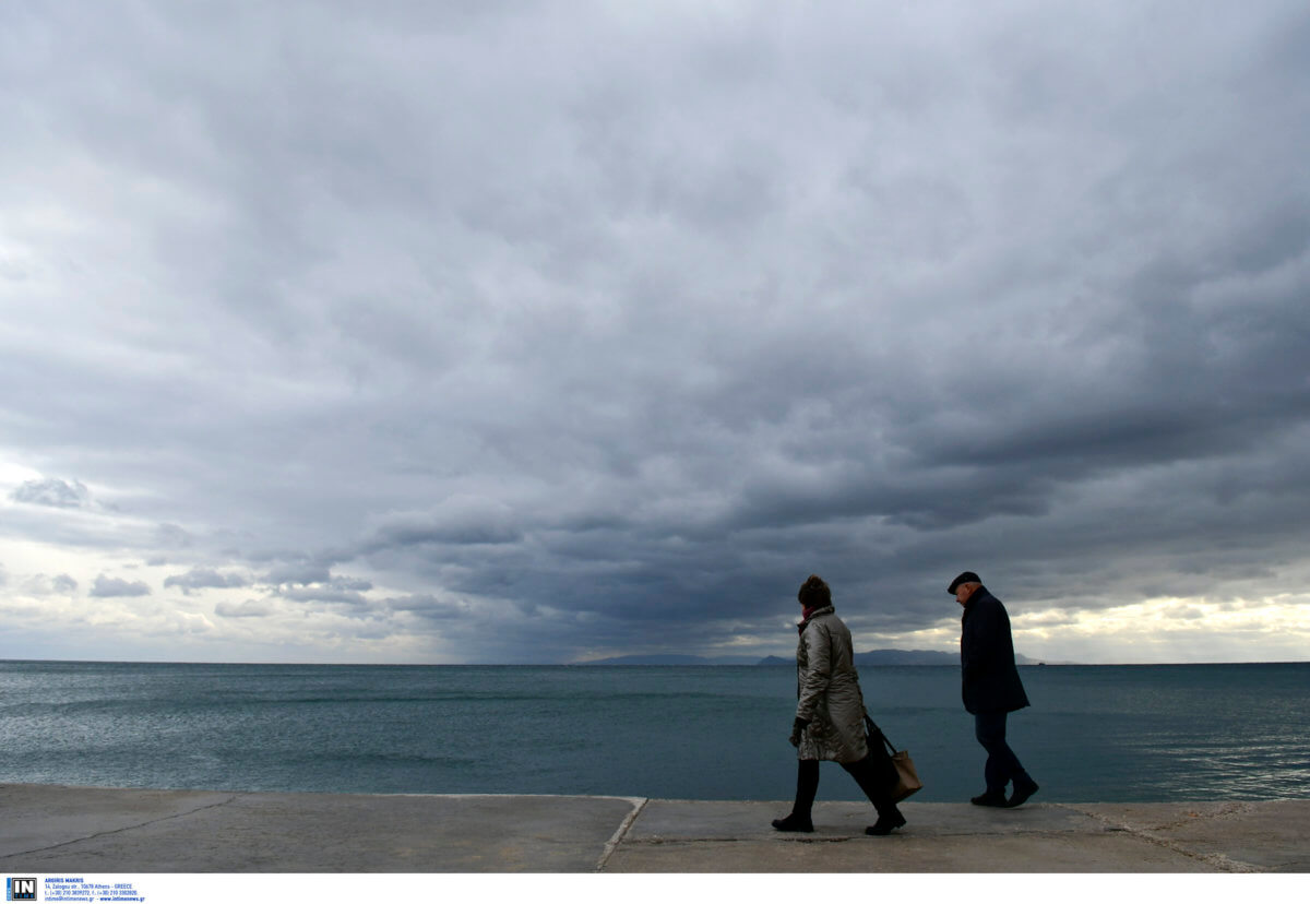 Καιρός: Συννεφιά με παροδικές βροχές και μικρή άνοδος της θερμοκρασίας