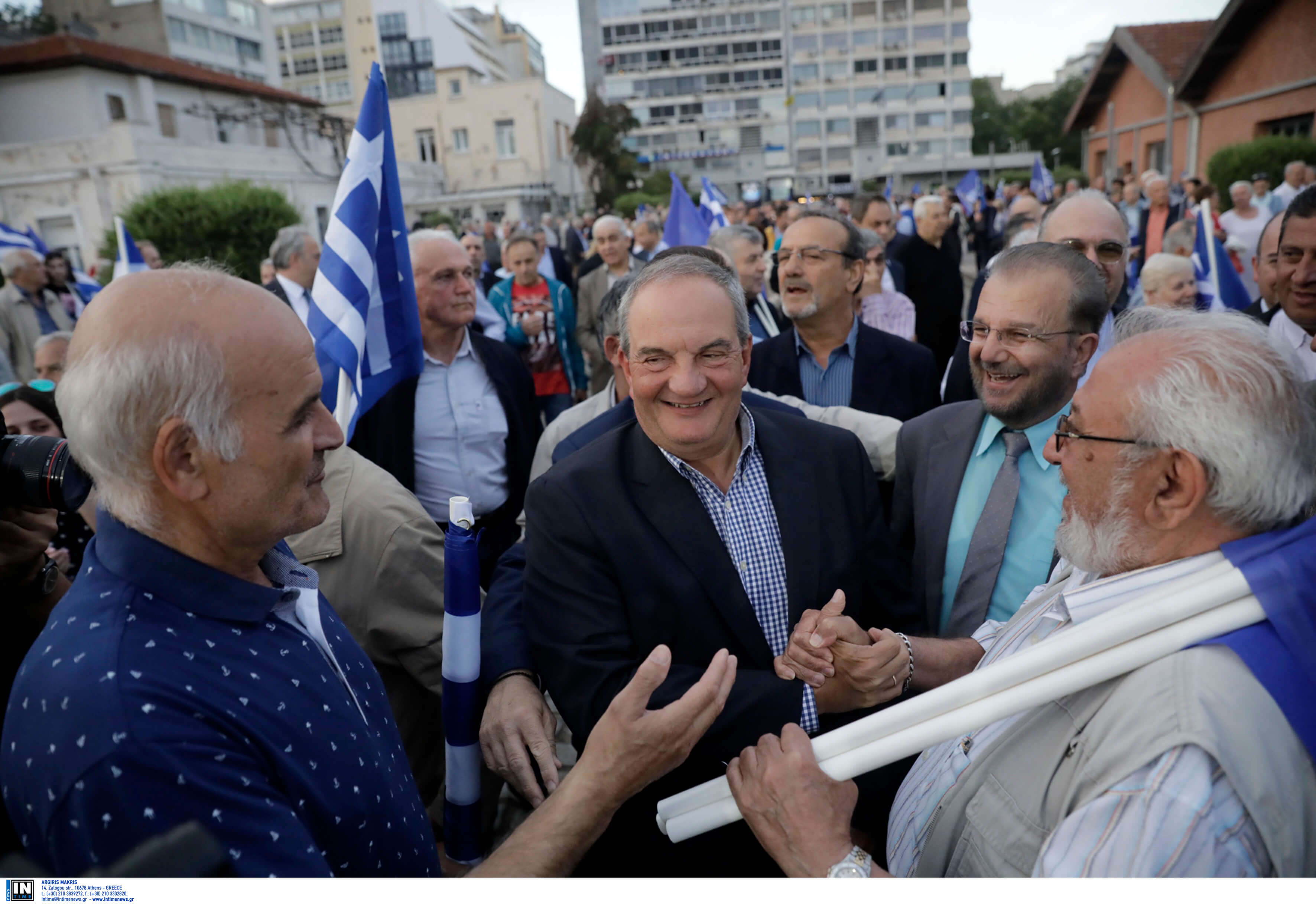 Αποθέωσαν τον Κώστα Καραμανλή στη Θεσσαλονίκη! [pics]