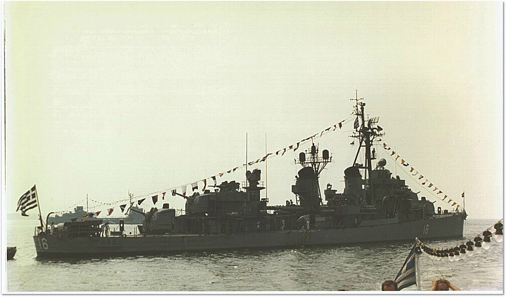 Το ιστορικό Κίνημα του Ναυτικού: Το Πολεμικό Ναυτικό με το A/T Βέλος αντιστέκεται στη Χούντα! [pics, vid]