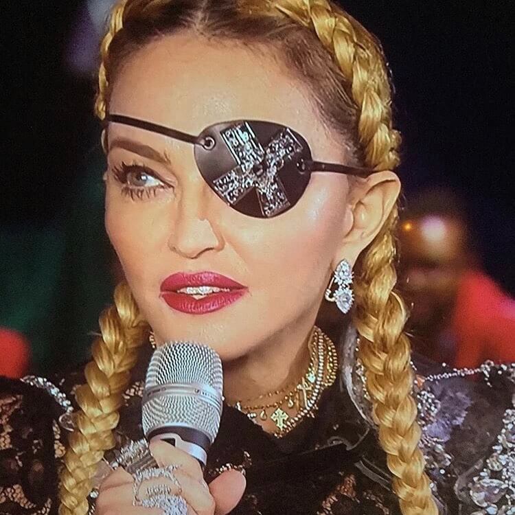 Madonna: Η βασίλισσα της pop έπεσε από τον θρόνο της; Eιδικοί λένε γιατί ήταν τόσο κακή η εμφάνισή της στην Εurovision
