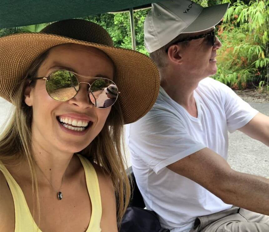 Μαριέττα Χρουσαλά: Στο ζωολογικό κήπο του Miami με τον σύζυγό της και τα παιδιά της! [pics,video]