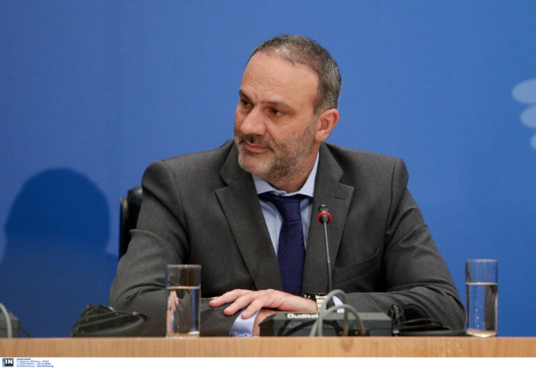 ΑΝΕΛ: Καταγγελίες για «επίσκεψη» του Μαρινάκη στο εκλογικό περίπτερο του κόμματος