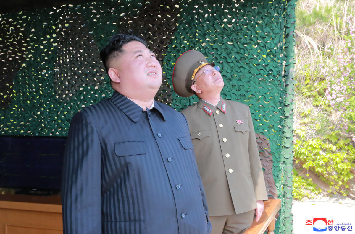 Το… πάτησε ξανά ο Κιμ! Νέες εκτοξεύσεις βλημάτων από τη Βόρεια Κορέα