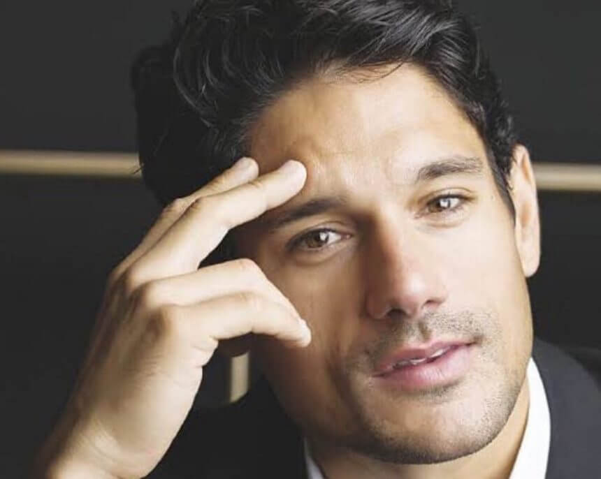 Πάνος Βλάχος: Ο εκνευρισμός και το δημόσιο ξέσπασμα για τα «έθιμα που σκοτώνουν» [pic]