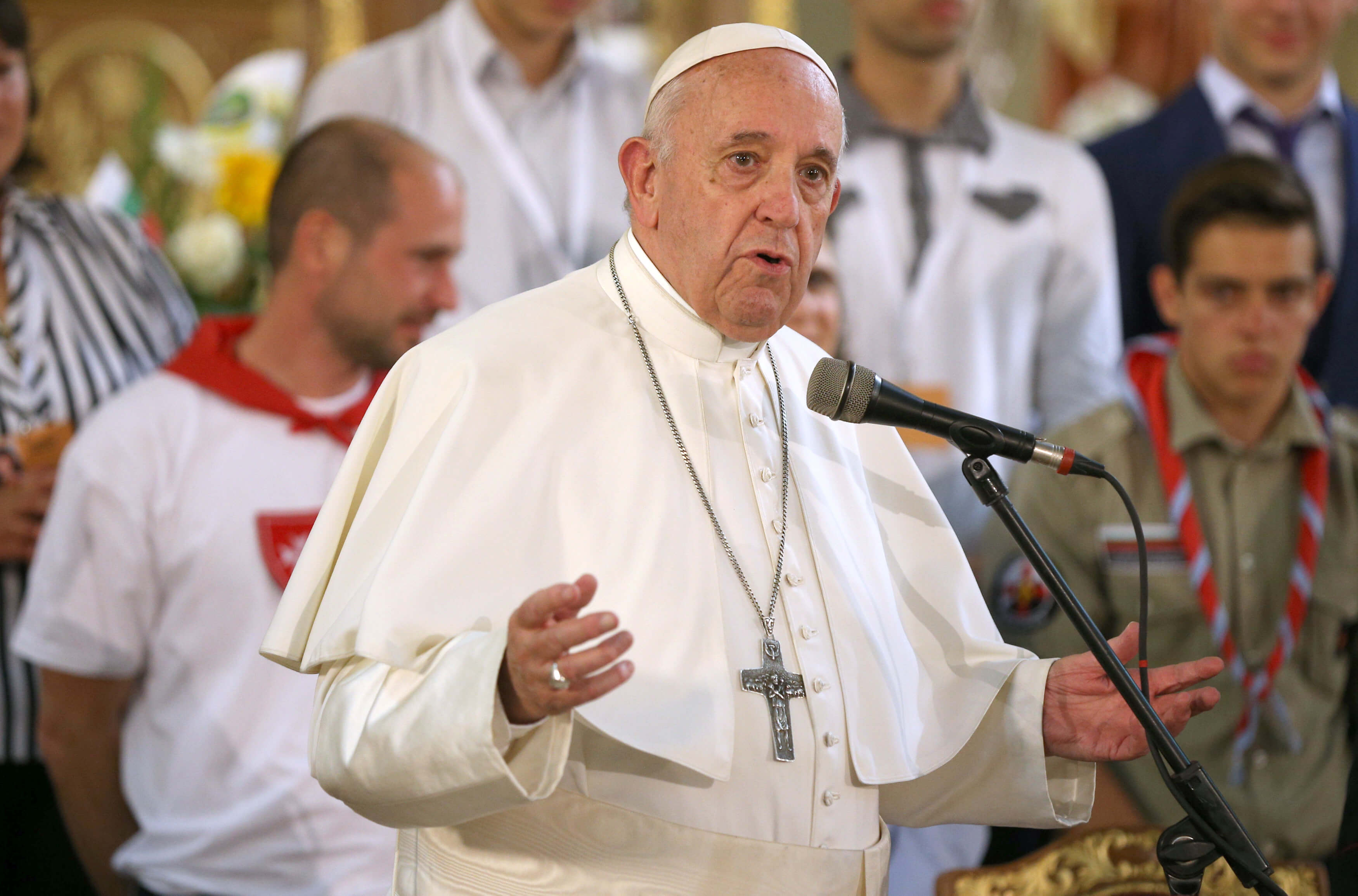 Γενναιόδωρος ο πάπας Φραγκίσκος! Δωρίζει 100.000 ευρώ για τους μετανάστες στην Ελλάδα