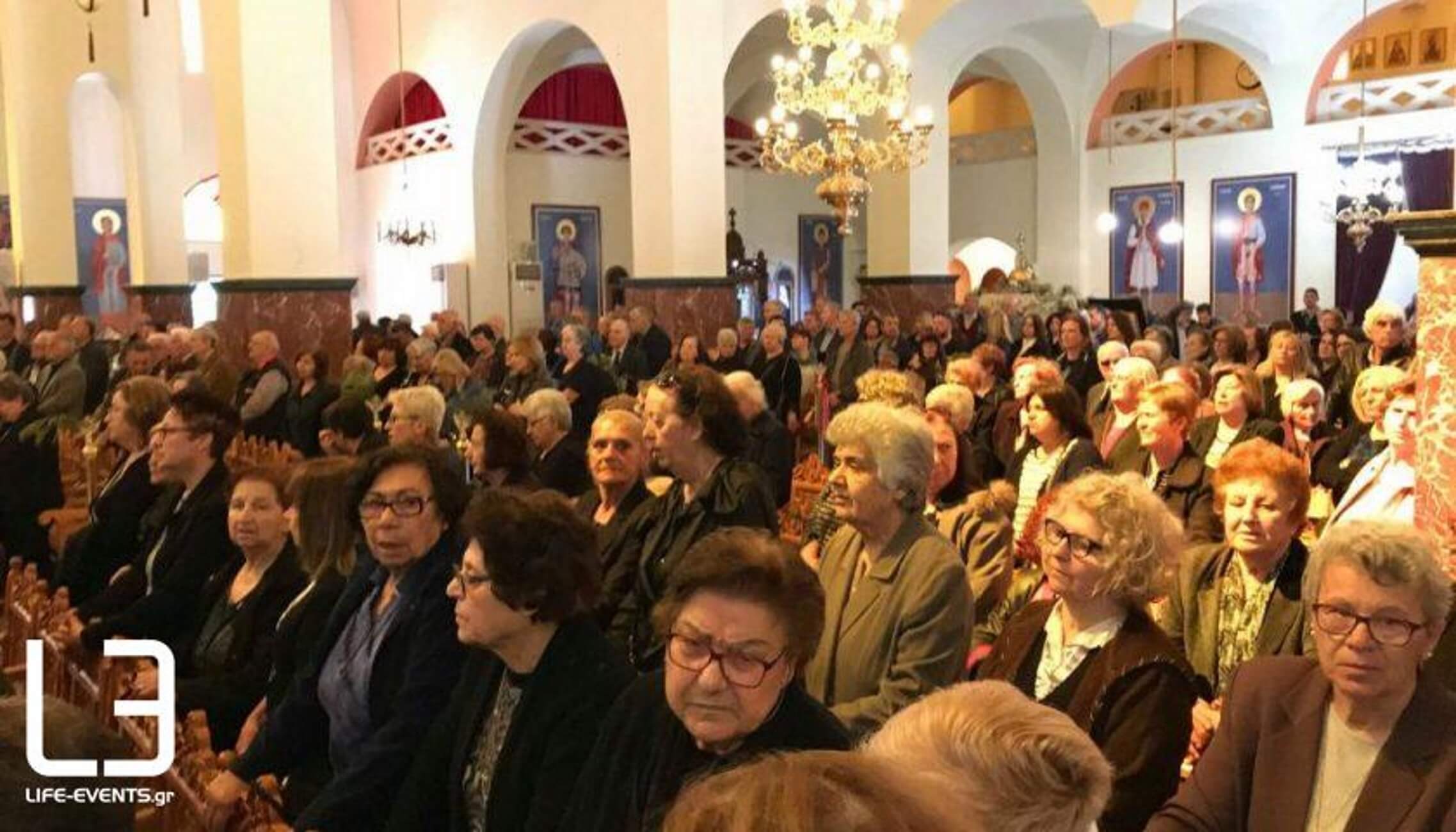 Θεσσαλονίκη: Τελευταίο αντίο στον Τάσο Πεζιρκιανίδη – Συγκίνηση στην κηδεία του ηθοποιού [pics, video]