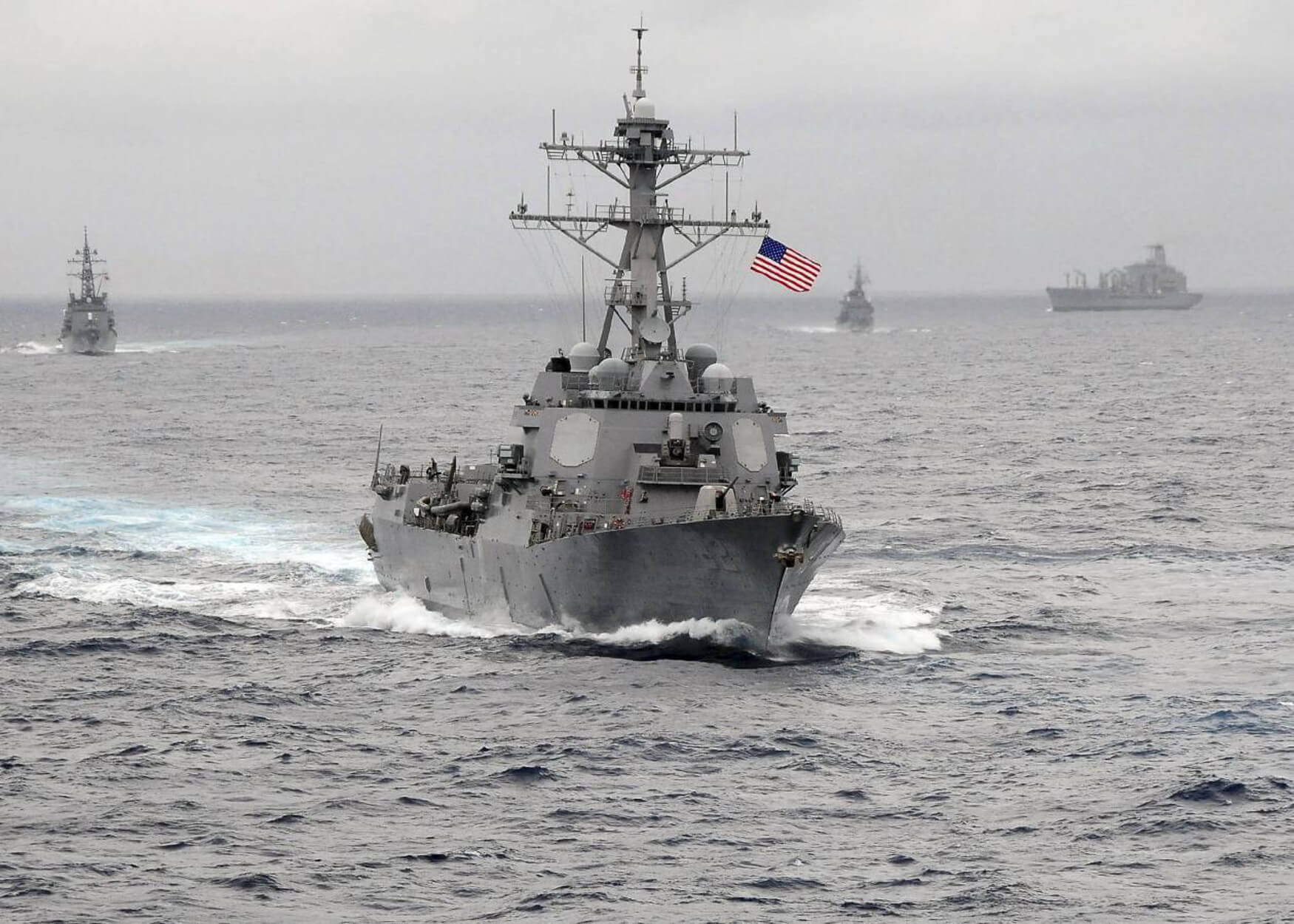 Σε “συναγερμό” η Κίνα για τα Αμερικανικά πολεμικά πλοία στην Νότια Σινική θάλασσα