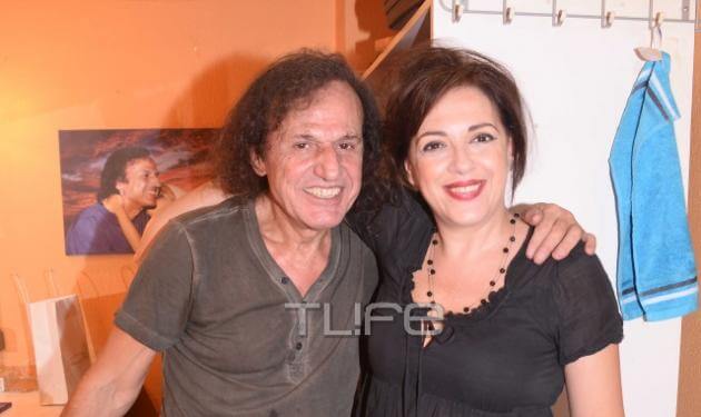 Η σπάνια φωτογραφία της Ελένης Ράντου και του Βασίλη Παπακωνσταντίνου με την νεογέννητη κόρη τους!