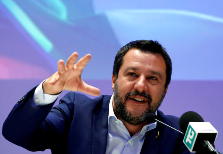 Ευρωεκλογές 2019: Σαλβίνι και Λέγκα βλέπουν για πρώτη φορά να υποχωρεί η δημοτικότητά τους