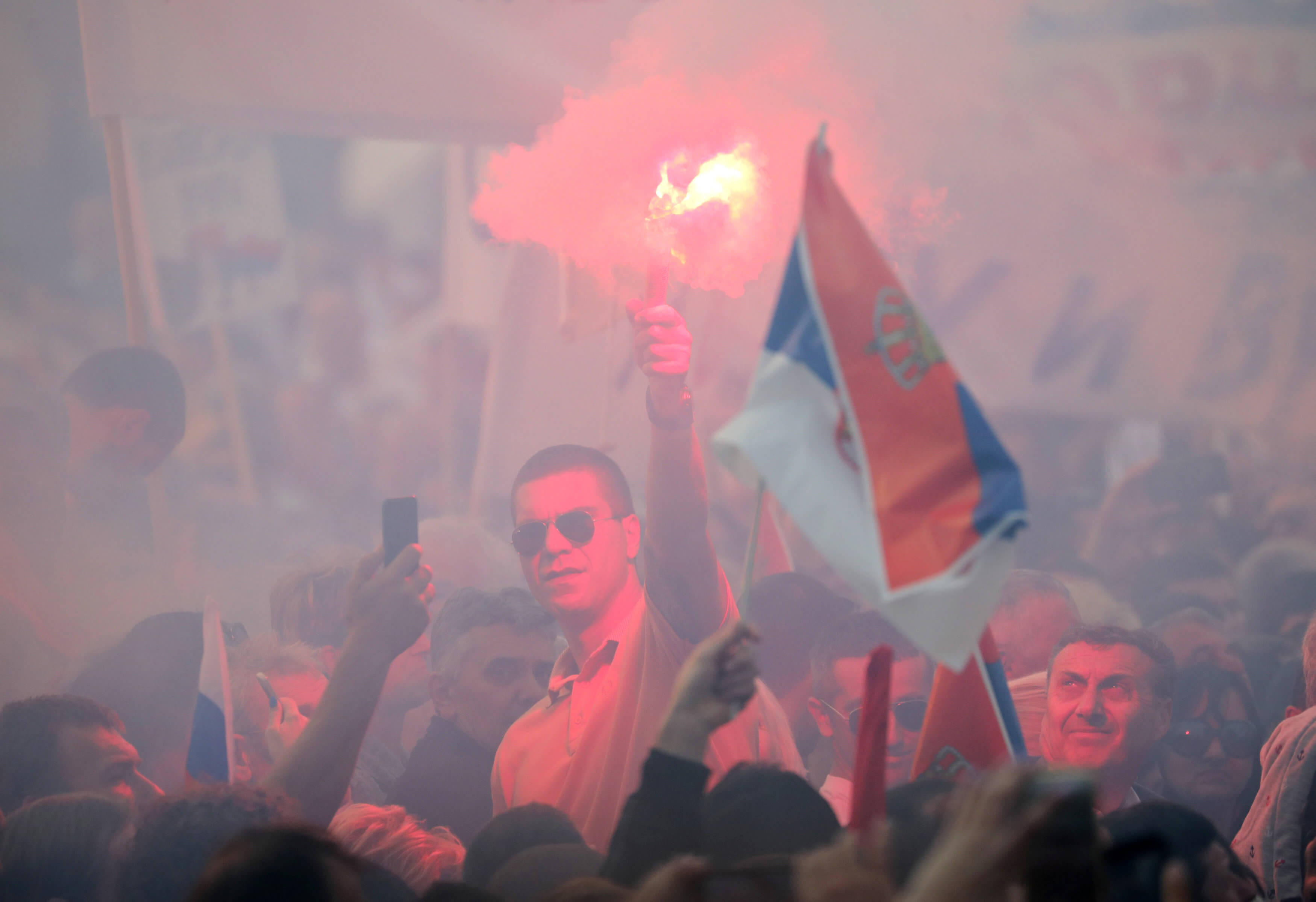 Σερβία: Ναι μεν αλλά, λένε στην ένταξη στην Ευρωπαϊκή Ένωση οι πολίτες