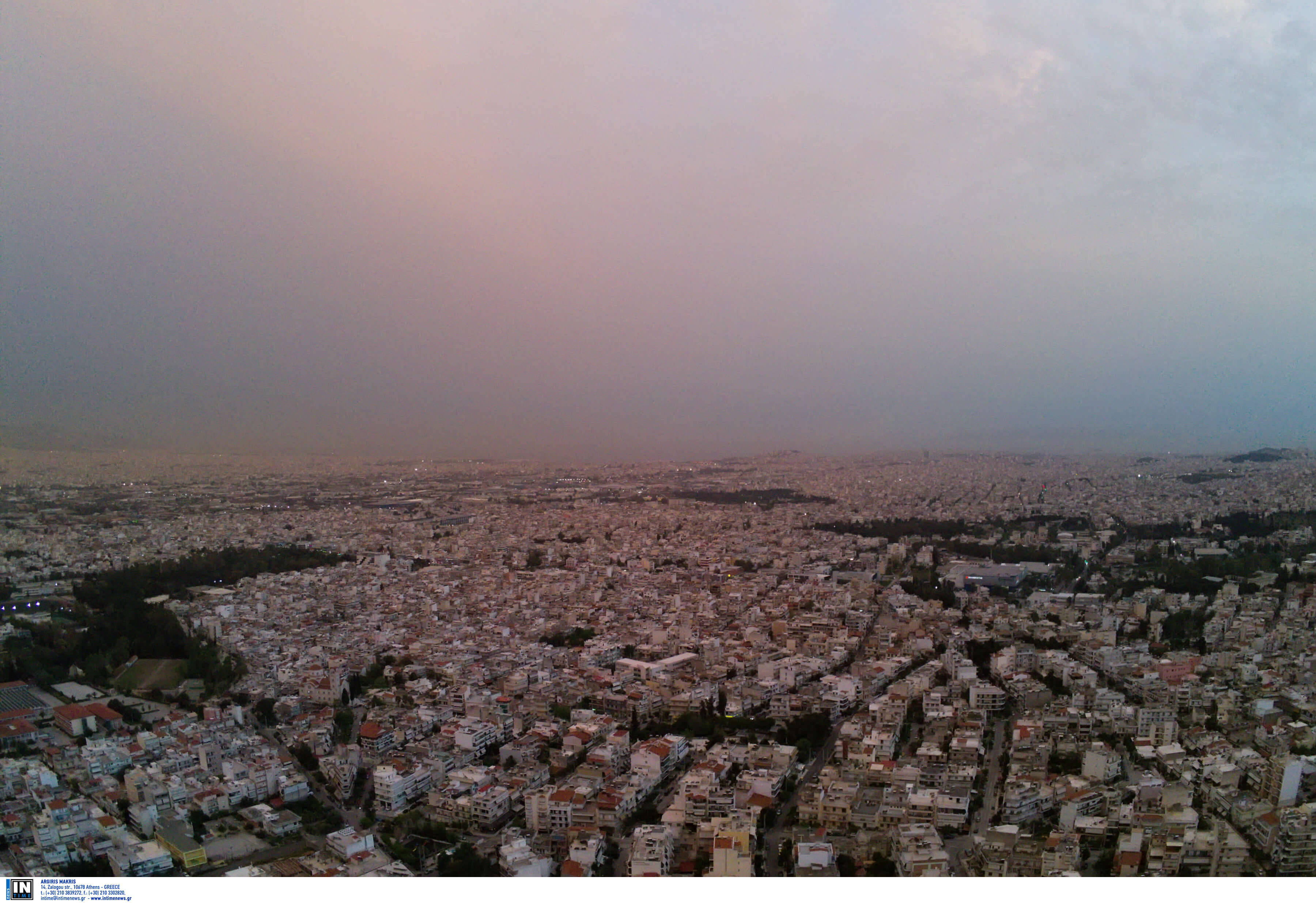 Καιρός – Καλλιάνος: Σαββατοκύριακο με σκόνη, λασποβροχή και νοτιάδες