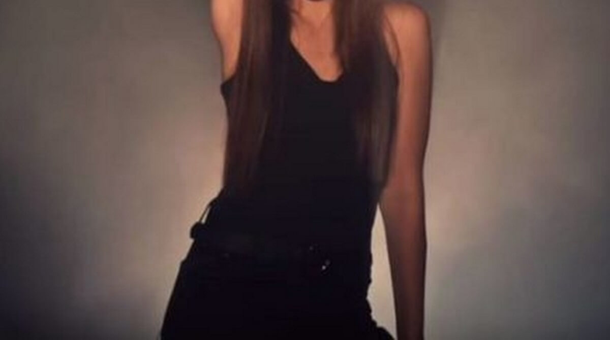 “Γυρίζω πλευρά στην καλύβα του Survivor και μετά από λίγα δευτερόλεπτα νιώθω τα δάχτυλά του να…”