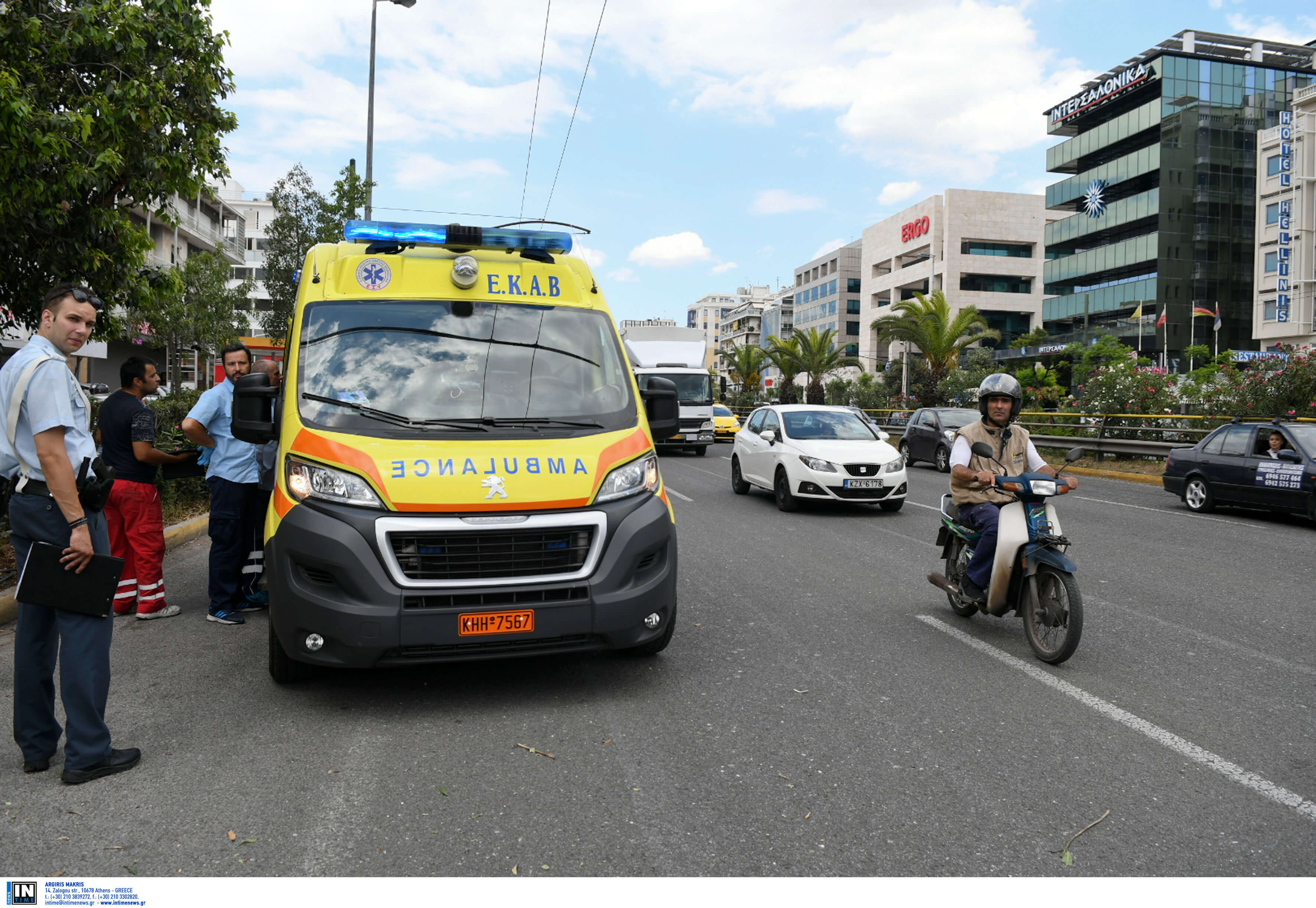 Φρικτό τροχαίο στην Πατησίων με δυο γυναίκες σε κρίσιμη κατάσταση